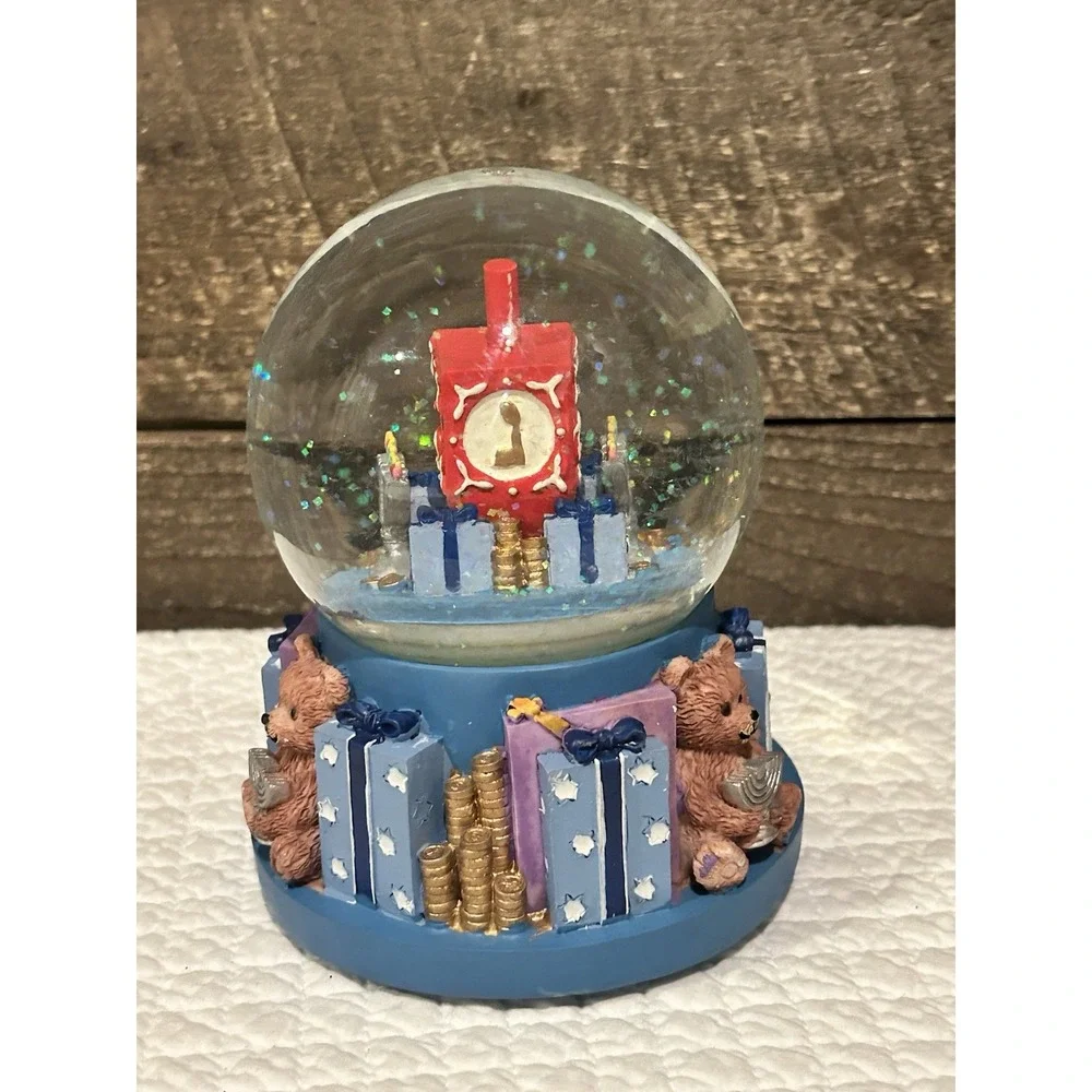 Shalom House Dreidel Musical Snow Globe Music Box Rotating Figurine‎ Works Great